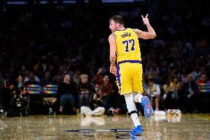 爆砍49分11板8助！东契奇：我感觉很棒 我想要赢下每一场比赛