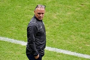 0-6惨败！斯洛伐克主帅：我们很难跟上对手，将好好准备附加赛